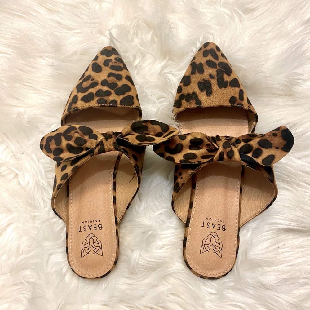 Beast Fashion Leopard Slide Ons